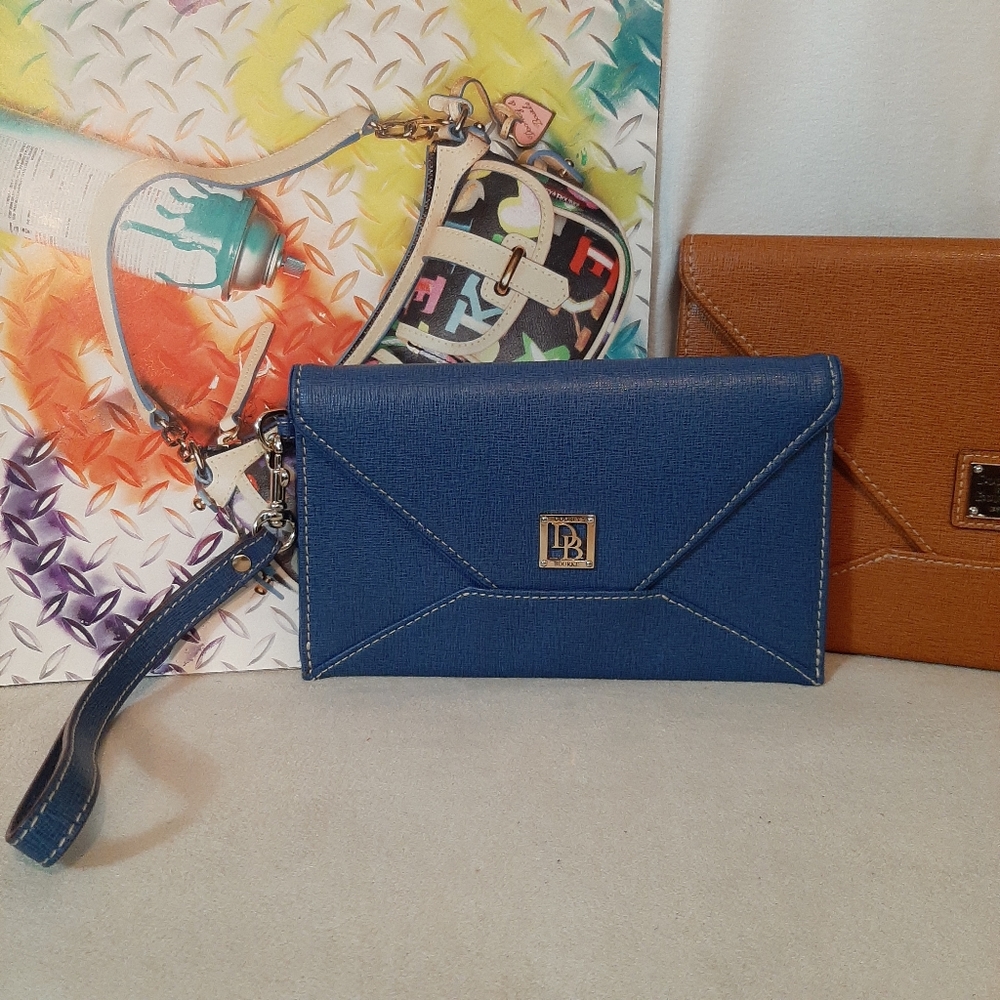 Dooney Bourke Envelop Cloth - Blue Small